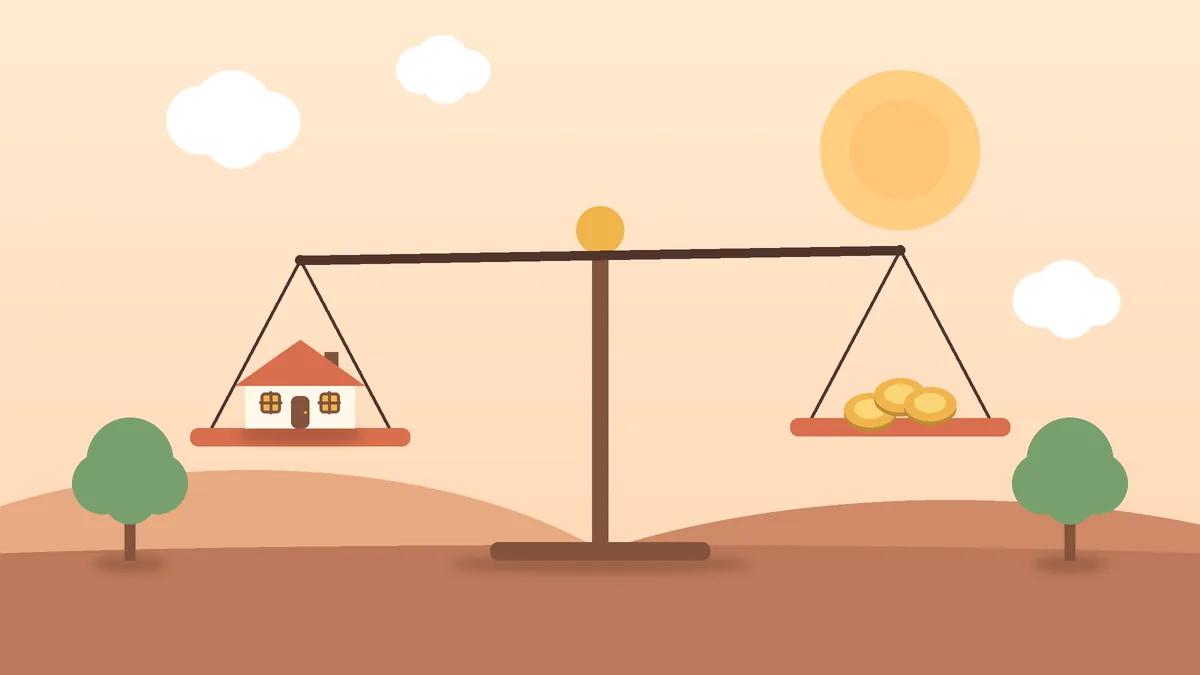 Balança comparando uma casa e moedas, ilustrando consórcio ou financiamento
