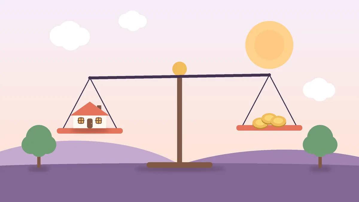 Balança com casa e moedas, comparando tipos de fundos imobiliários